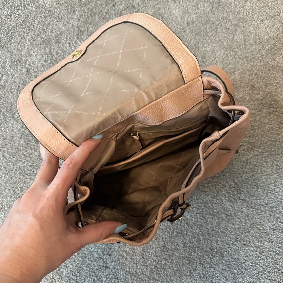 Michael Kors Riley Studded Large Backpack Pink - Picture 4 of 4